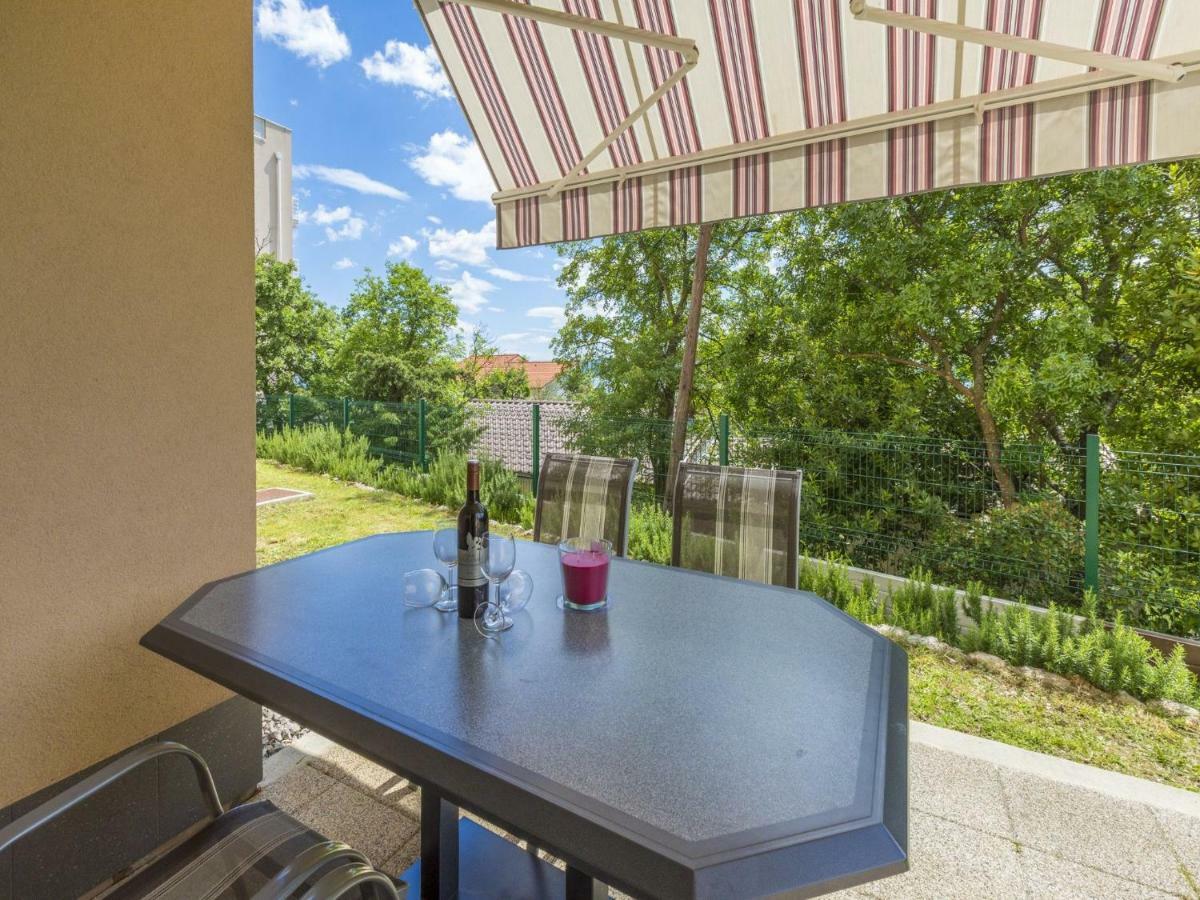 Apartments Mb Crikvenica Ngoại thất bức ảnh