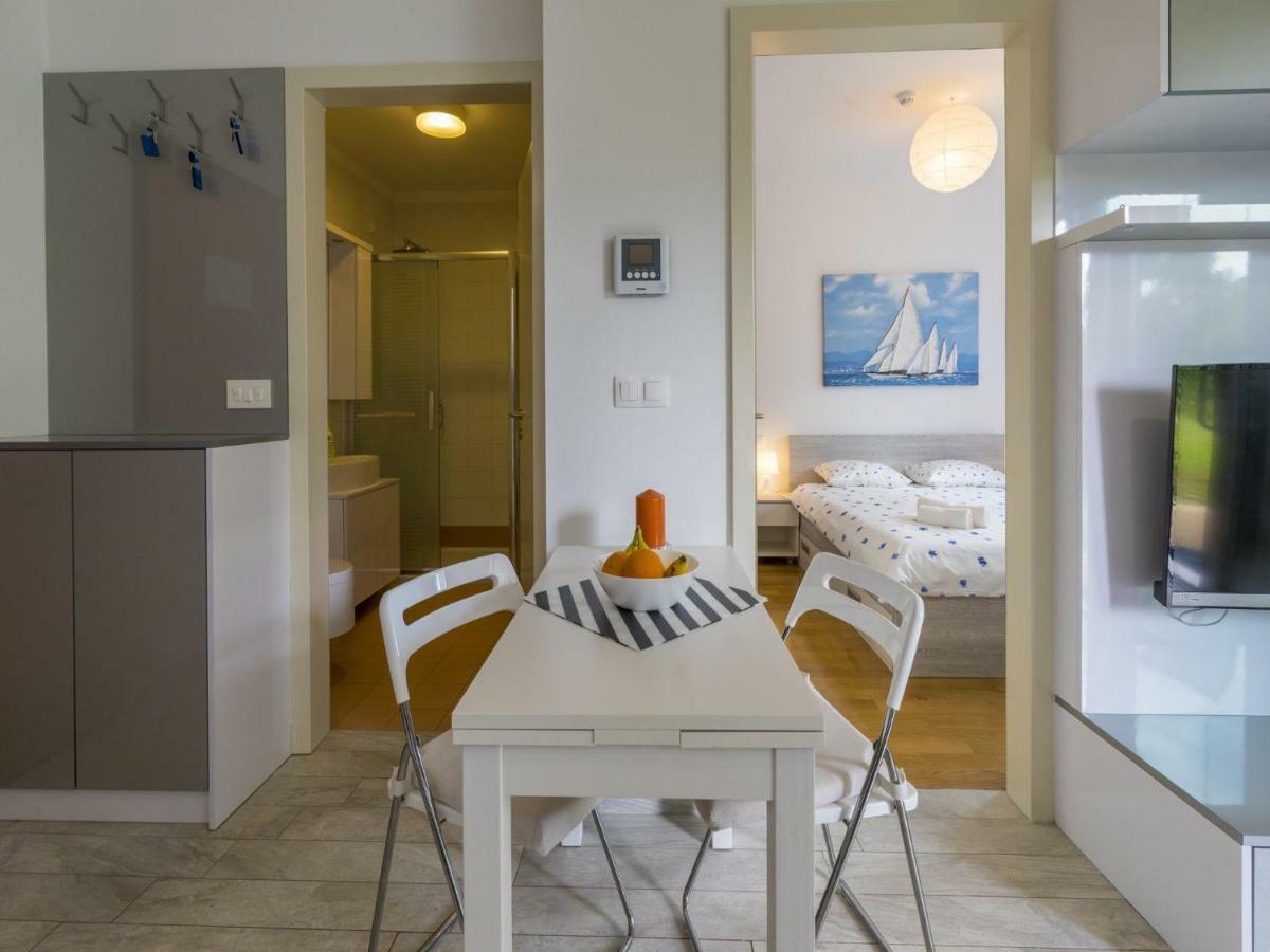 Apartments Mb Crikvenica Ngoại thất bức ảnh